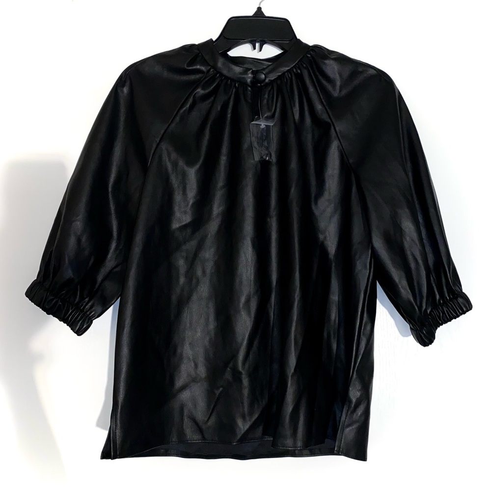 Leather type long sleeve wear. Not real leather but it’s very nice!